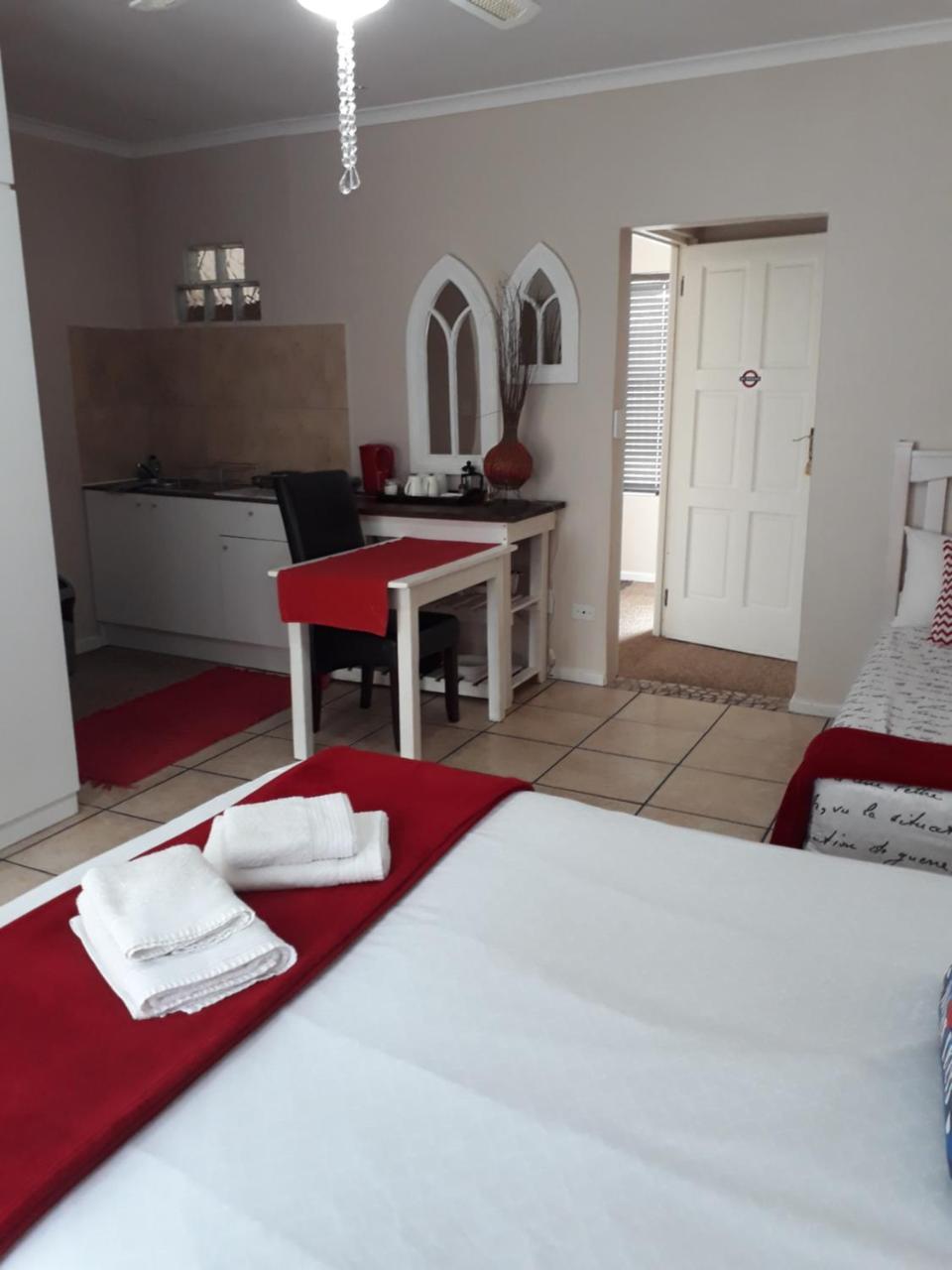 Croeso Guest House Langebaan Ngoại thất bức ảnh